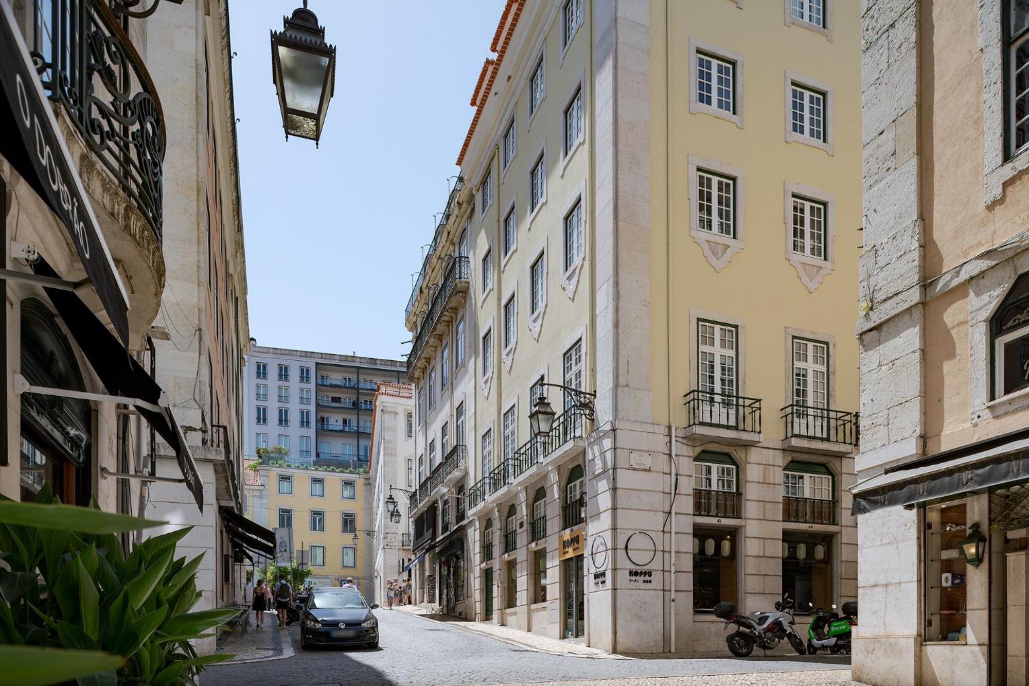 Made For The Lovers- Urban Charm In Chiado * Lisbon
